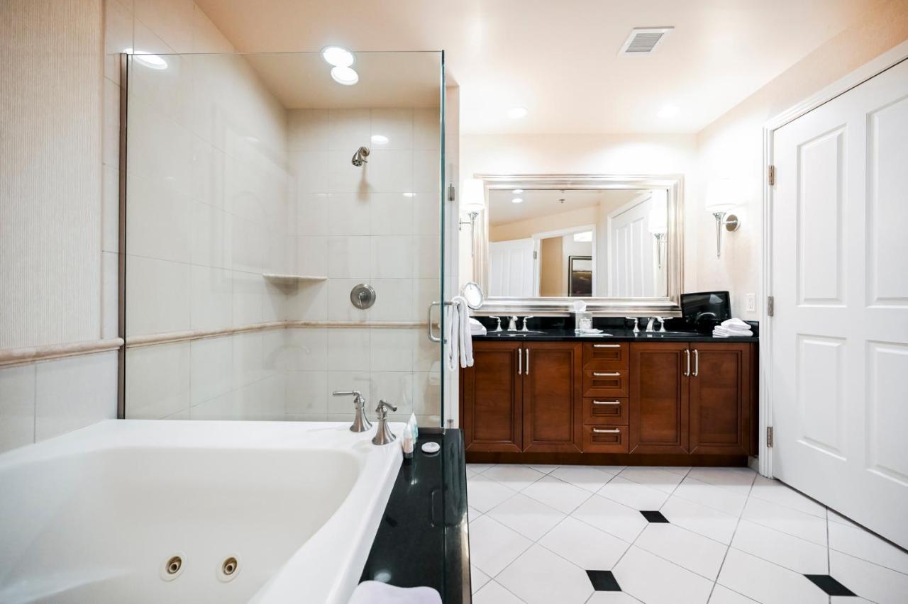 Stripviewsuites Penthouse Two-Bedroom Conjoined Suite Las Vegas Bagian luar foto